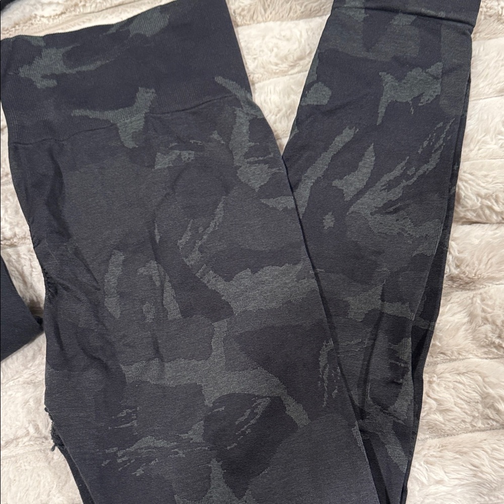 Gymshark Black Camouflage Leggings